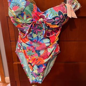 New w tags Bleu Beattie one piece bathing suit sz 10